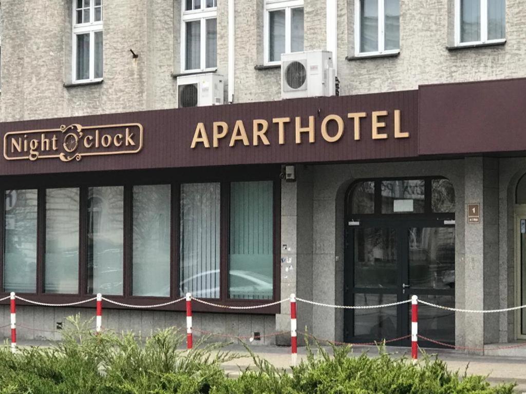 Night O'Clock Apart Premium Apartment Opole Exterior foto
